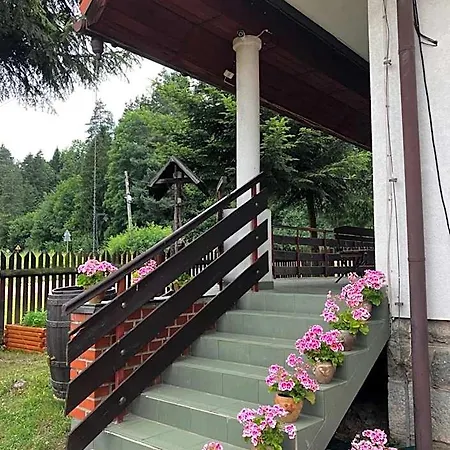 Base Camp Pieniny 호텔 Frydman