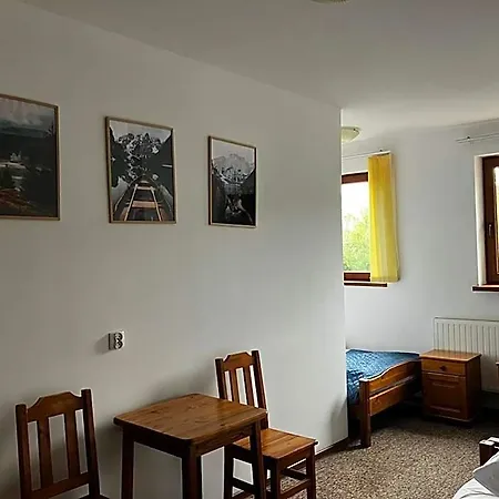 Base Camp Pieniny 호텔 *